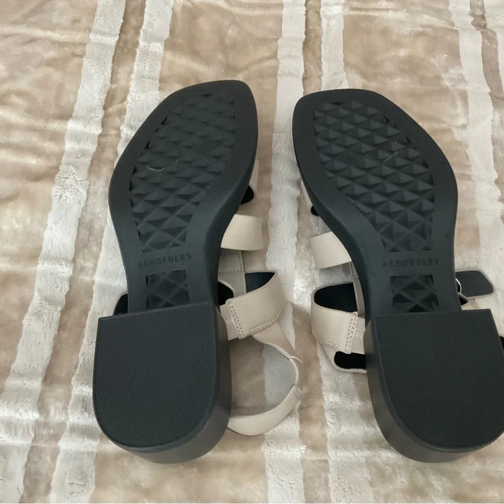 Aerosols Women’s Dapper Fisherman Sandals - Picture 4 of 4